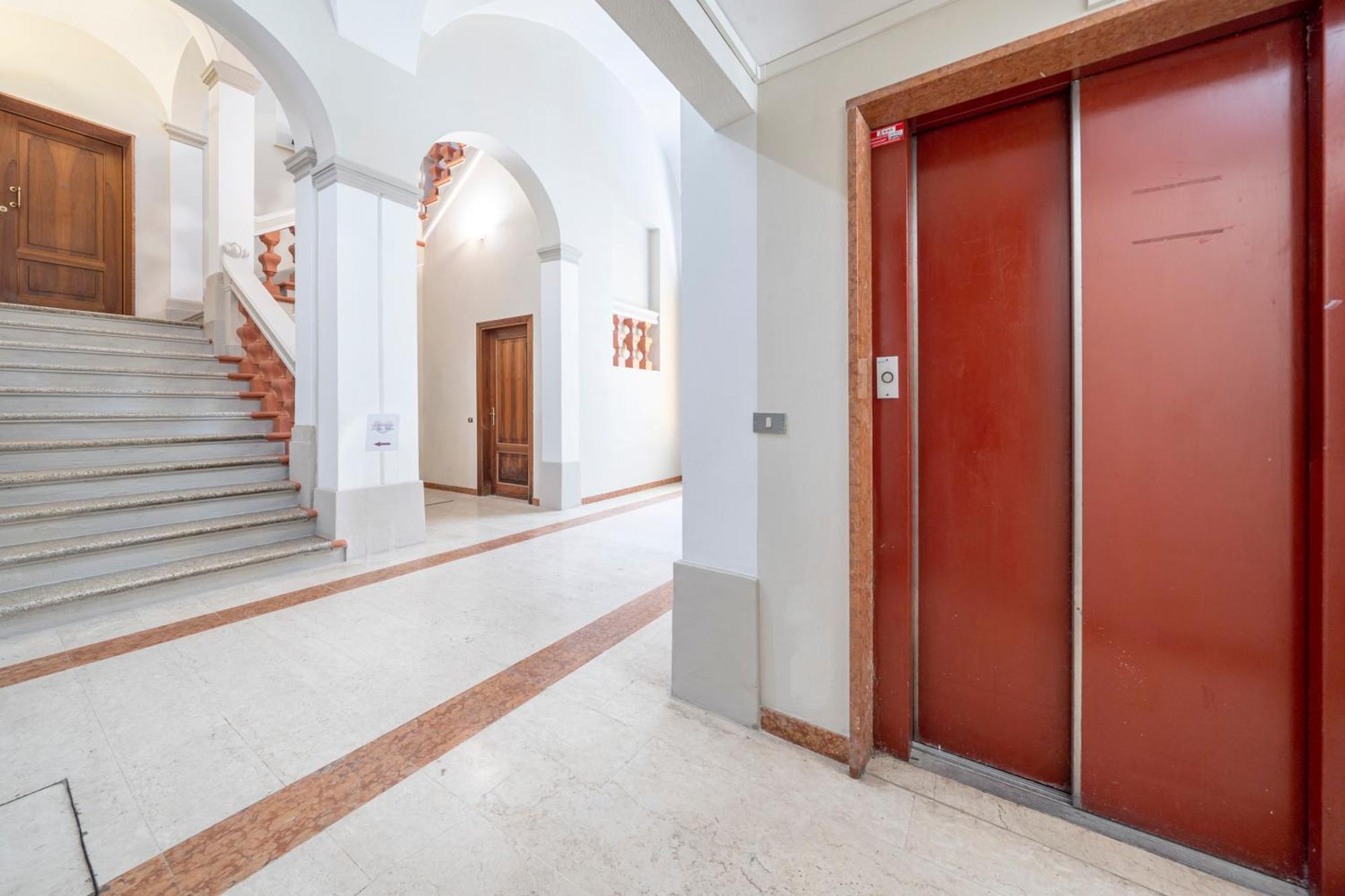 Via Emilia Centro - Stupendo Appartamento A Modena Módena Exterior foto